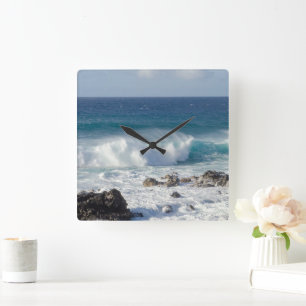 Blauwe landschapsfotografie, golven in Maui Vierkante Klok