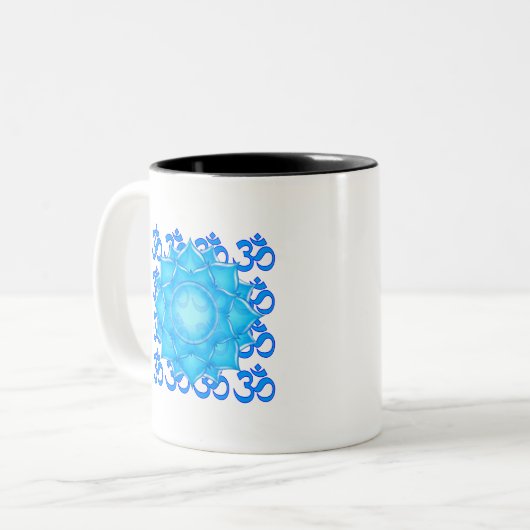 Blauwe lantaarntekening met om het patroon tweekleurige koffiemok (Voorkant links)