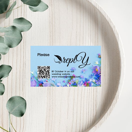Blauwe lente bruiloft RSVP | Minimalist QR-code Informatiekaartje