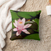 Blauwe libellen op een roze lotus kussen (Deken)