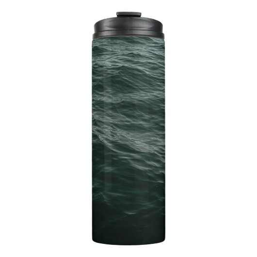 BLAUWE LICHAAM VAN HET WATER TIJDENS DE DAG THERMOSBEKER (Voorkant)