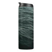 BLAUWE LICHAAM VAN HET WATER TIJDENS DE DAG THERMOSBEKER (Geroteerd rechts)