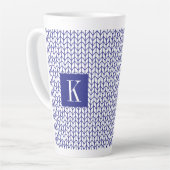 BLAUWE LIJN GEBREIDE hoge latte Mok + Initiaal II (Linkerhoek)