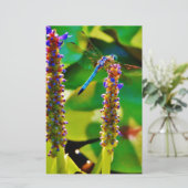 Blauwe limonade en bloemen briefpapier (Staand voorkant)