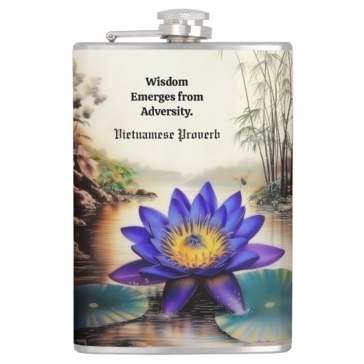 Blauwe Lotus komt uit modderige wateren (Vietnamee Heupfles (Voorkant)