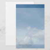 Blauwe lucht en witte wolken. briefpapier (Voorkant / Achterkant)