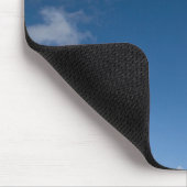 blauwe lucht en witte wolken muismat (Hoek)