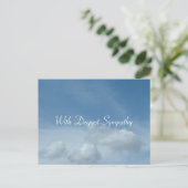 Blauwe lucht en witte wolken sympathie briefkaart (Staand voorkant)