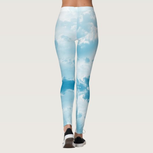 Blauwe lucht en wolken leggings (Achterkant)