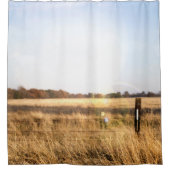 Blauwe lucht landelijk veld douchegordijn (Voorkant)