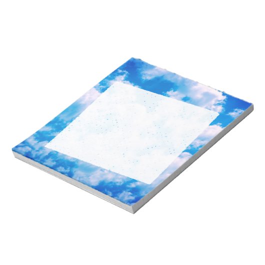 Blauwe lucht met witte wolken + verzadigde kleuren notitieblok (Linkerzijde)