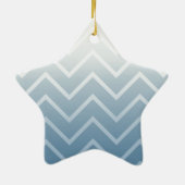 Blauwe Lucht Witte Chevron Keramisch Ornament (Achterkant)