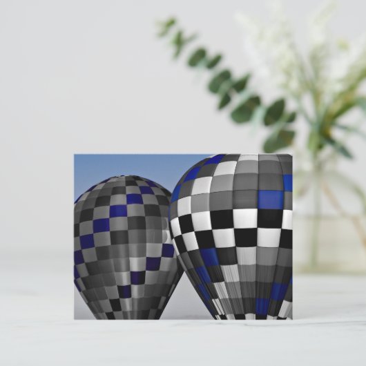 Blauwe luchtballonnen briefkaart (Staand voorkant)