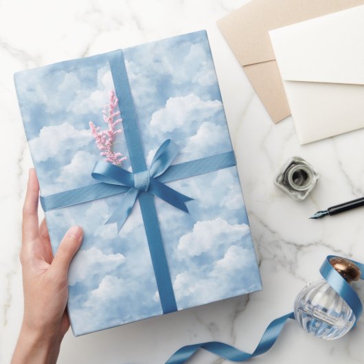 Blauwe luchten Wolken Cadeaupapier (Geschenken)