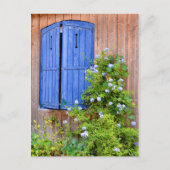 Blauwe luiken en bloemen briefkaart (Voorkant)