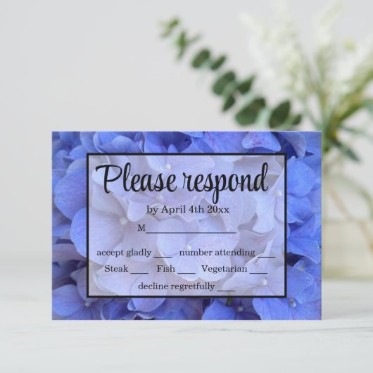 Blauwe maagdenpalm elegante bloemen hortensia's RSVP kaartje (Staand voorkant)