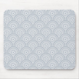 Blauwe mandala golven patroon op witte achtergrond muismat