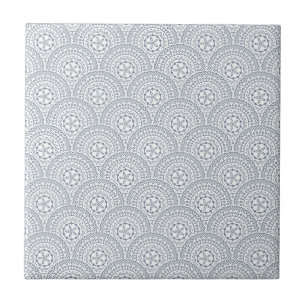 Blauwe mandala golven patroon op witte achtergrond tegeltje