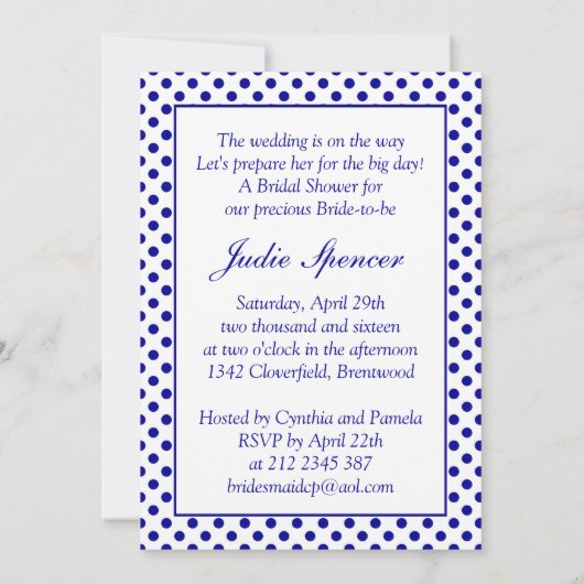 Blauwe marinewitte polkadop Bridal douche Uitnodig Kaart (Achterkant)