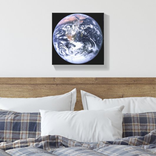 Blauwe marmer Earth op zwart Canvas Afdruk (Insitu (Slaapkamer))