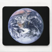 Blauwe marmer Earth op zwart Muismat (Voorkant)