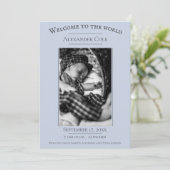 Blauwe minimalistische foto geboorteaankondiging aankondiging (Staand voorkant)