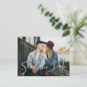 Blauwe Mist Handlettered Script Foto Save the Date Aankondigingskaart (Staand voorkant)