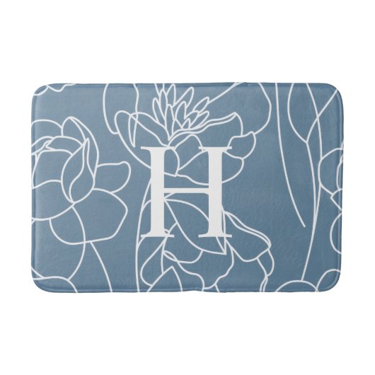 Blauwe Moderne Elegante Wilde Bloem Monogram Badmat (Voorkant)