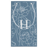 Blauwe Moderne Wilde Bloem Monogram Klein Cadeauzakje (Achterkant)