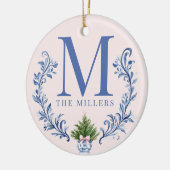Blauwe Monogram Crest met kerstboom Keramisch Ornament (Links)