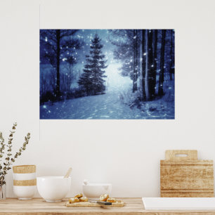 Blauwe Moonlit Magische Bos Winter Scène Poster