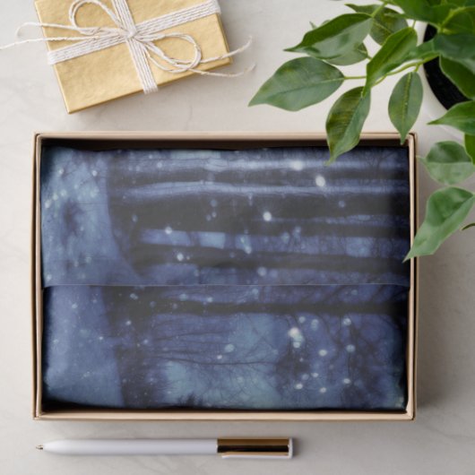 Blauwe Moonlit Magische Bos Winter Scène Tissuepapier (Geschenk)