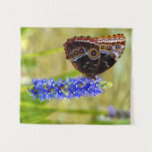 Blauwe morpho vlinder op een moeras orchidee wandkleed (Voorkant (horizontaal))