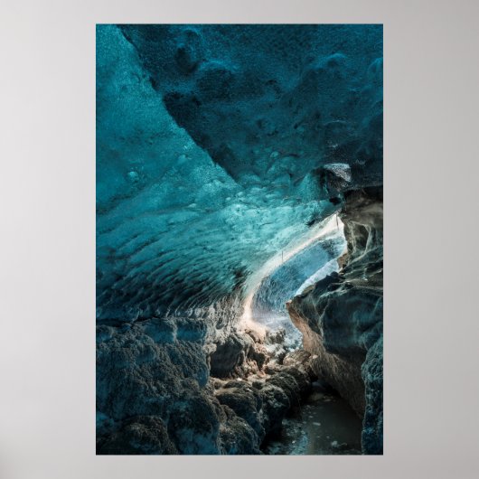 Blauwe muren van een ijsgrot poster (Voorkant)