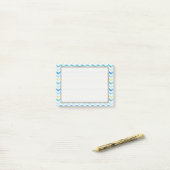 Blauwe Oceaan Chevron Stripes w/ Round Monogram Post-it® Notes (Op bureau)