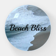 Blauwe oceaan zandstrand gelukzaligheid