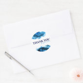 Blauwe Oceaangolven Abstracte Kleine Zakelijke Bed Ronde Sticker (Envelop)