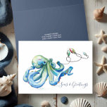 Blauwe Octopus Waterverf Beach Kerstmis Feestdagen Kaart<br><div class="desc">Deze eenvoudige vakantiekaart is voorzien van een replica van mijn oorspronkelijke hand die waterverf-octopus heeft geschilderd met een reeks kerstlichten in tinten blauw, rood en groen op een scherpe witte achtergrond. De woorden Zeeen en Groeten worden geplaatst in een moderne borstelmanuscripttypografie. De binnenkant kenmerkt een stevige vleiende blauwe kleur met...</div>