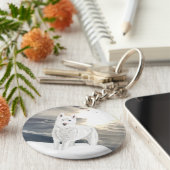 Blauwe ogen, witte Husky, in sneeuw Sleutelhanger (Zijkant)