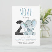 Blauwe olifant tweede verjaardag uitnodiging (Staand voorkant)