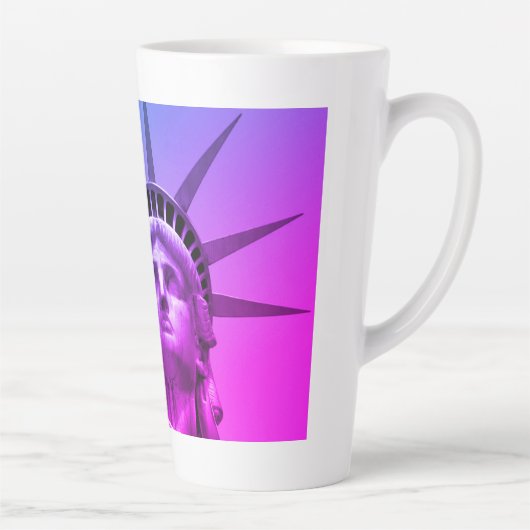 Blauwe Paarse Pop Kunstbeeld van de Vrijheid New Y Latte Mok (Rechts)