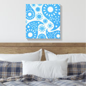 Blauwe Paisley. Canvas Afdruk (Insitu (Slaapkamer))