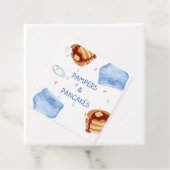 Blauwe pampers en pannenkoeken borden bedankjes labels (In situ)