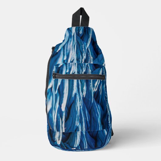Blauwe paus sling bag (Voorkant)