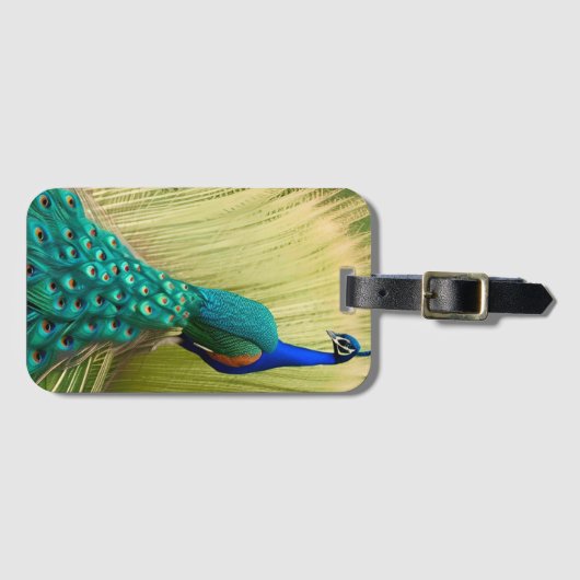 Blauwe peacock in gras bagagelabel (Voorkant (horizontaal))