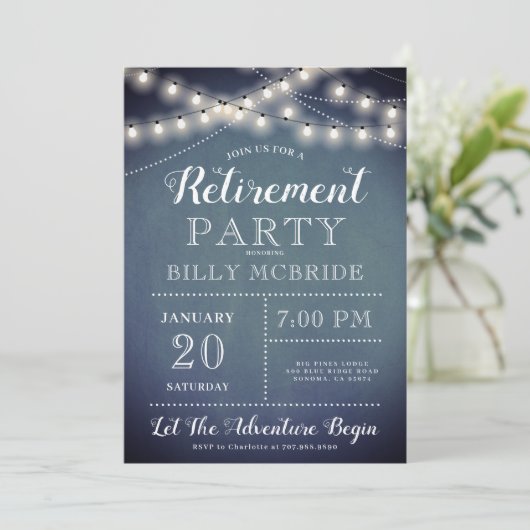 Blauwe Pensioenpartij String Lights uitnodiging (Staand voorkant)