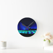 Blauwe piramides ontwerp ronde klok (Huis)