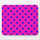 Blauwe pokstippen op fuchsia muismat<br><div class="desc">Blauwe pokstippen op fuchsia</div>