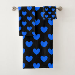 Blauwe polka harten in zwart bad handdoek