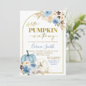 Blauwe Pompoen Bloemen Herfst Baby shower Uitnodig Kaart (Staand voorkant)